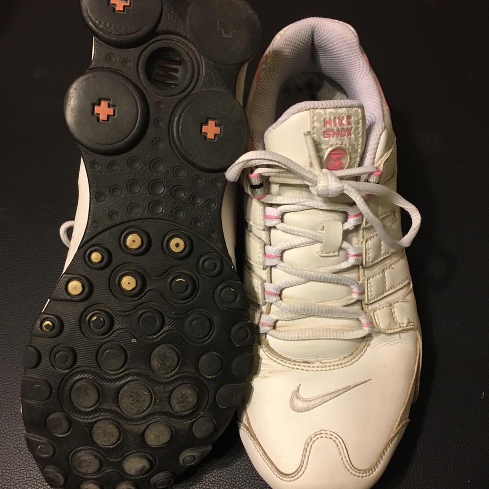 Women’s Nike Shox size 9 1/2
